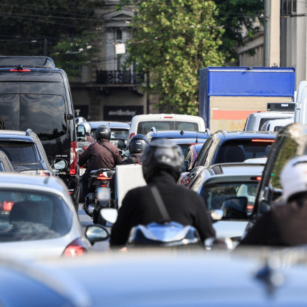 Κίνηση: Απροσπέλαστος ο Κηφισός - Χάος στην Αττική Οδό, τροχαίο στη Μεσογείων