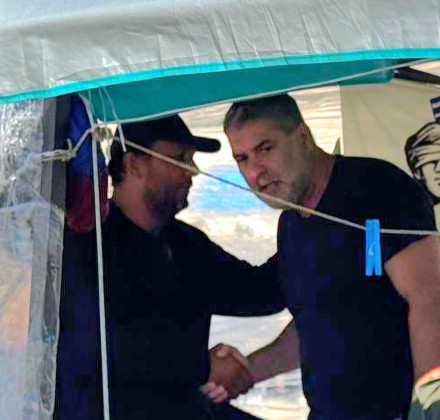 Βρέθηκε ποιος κάλεσε τελικά τον Βασίλη Μπισμπίκη στη σκηνή του Πάνου Ρούτσι Βρέθηκε ποιος κάλεσε τελικά τον Βασίλη Μπισμπίκη στη σκηνή του Πάνου Ρούτσι