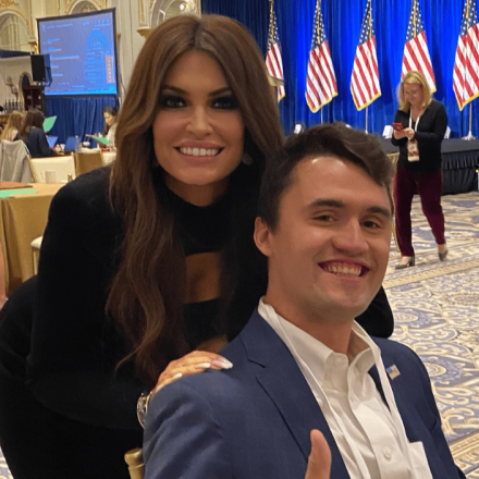 «Δεν υπάρχει μέρα που να μην σε σκέφτομαι»: Συγκινεί η Κίμπερλι Γκίλφοϊλ για τον Τσάρλι Κερκ