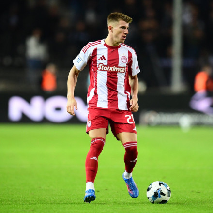 Συμφώνησαν Ολυμπιακός και Κοστίνια για νέο συμβόλαιο - απομένει η ανακοίνωση