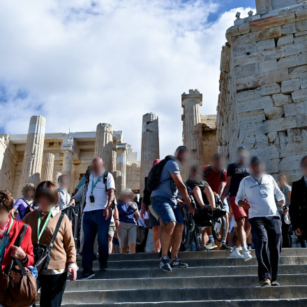 ΤτΕ:Ξεπέρασαν το 1 δισ. ευρώ οι ταξιδιωτικές εισπράξεις στο 2μηνο Ιανουαρίου-Φεβρουαρίου-Αύξηση 70%