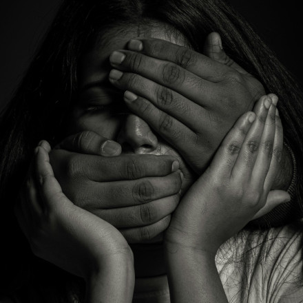 Αρχηγός ΕΛΑΣ για ενδοοικογενειακή βία: Πάνω από 19.000 υποθέσεις το 2025, 47 συλλήψεις τη μέρα