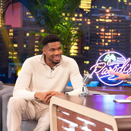 Γιάννης Αντετοκούνμπο: Μιλά για πρώτη φορά στην ελληνική τηλεόραση - Επιτυχία του Αρναούτογλου