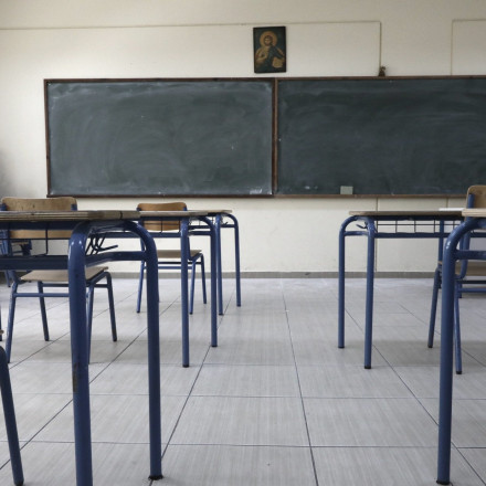 Μήνυση μητέρας κατά δασκάλου στο Ηράκλειο: «Τον έπιασε από τον λαιμό» - Αντιδρούν οι εκπαιδευτικοί