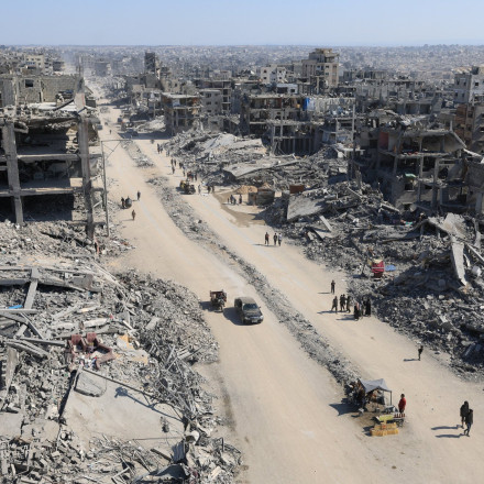 Σχέδιο τριών φάσεων για την ανοικοδόμηση της Γάζας παρουσίασε η Παλαιστινιακή Αρχή