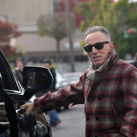 Bruce Springsteen: Η κατάθλιψη και η κατάρρευση «Πήγαινα στον ψυχίατρο μεταμφιεσμένος γιατί ντρεπόμουν» Bruce Springsteen: Η κατάθλιψη και η κατάρρευση «Πήγαινα στον ψυχίατρο μεταμφιεσμένος γιατί ντρεπόμουν»