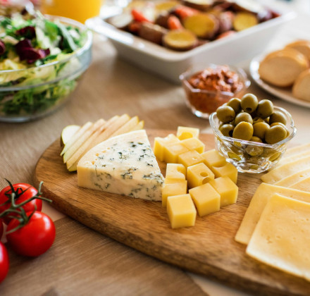 «Τυριά πιο ακριβά κι από το κρέας» Ξεπερνούν ακόμα και το κατώτατο ημερομίσθιο των 39,30 ευρώ «Τυριά πιο ακριβά κι από το κρέας» Ξεπερνούν ακόμα και το κατώτατο ημερομίσθιο των 39,30 ευρώ