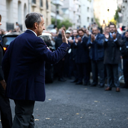 Βγάζει βιβλίο ο Νικολά Σαρκοζί: «Το ημερολόγιο ενός φυλακισμένου» για τις 20 ημέρες στη Λα Σαντέ