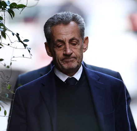 «Ω, καλώς ήρθες Σαρκοζί» φώναξαν οι συγκρατούμενοί του μόλις έφτασε στη La Santé - Πώς είναι το κελί