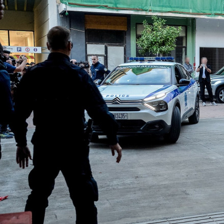 Φοινικούντα: Βίντεο ντοκουμέντο από την επιστροφή του 22χρονου στο σπίτι του μετά το διπλό φονικό