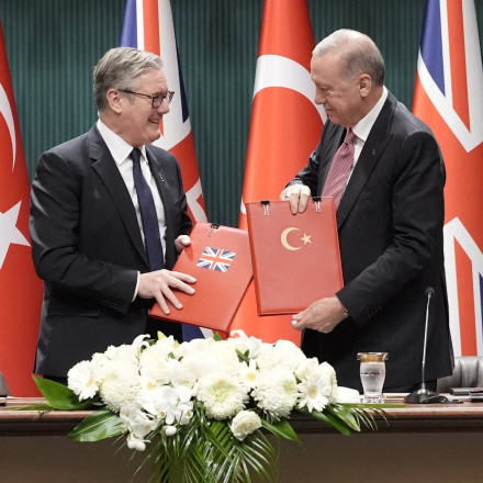 Ο Ερντογάν πήρε τα μαχητικά Eurofighter από τον Στάρμερ - Υπέγραψαν συμφωνία 8 δισ. λιρών