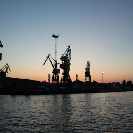 Ράλι στο πετρέλαιο: «Έκλεισε» πάνω από τα 100 δολάρια το βαρέλι Μπρεντ