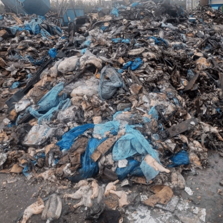 Υγειονομική «βόμβα» με τα απόβλητα στην Πρέβεζα - Κίνδυνος μόλυνσης του νερού στον ποταμό Λούρο