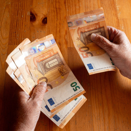 Στη Βουλή το νέο φορολογικό νομοσχέδιο – Οι ελαφρύνσεις σε νοικοκυριά, επιχειρήσεις και περιφέρεια