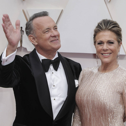 Οι τρυφερές ευχές του Τομ Χανκς στη Ρίτα Γουίλσον: «Αυτή η όμορφη γυναίκα γιορτάζει τα γενέθλιά της» Οι τρυφερές ευχές του Τομ Χανκς στη Ρίτα Γουίλσον: «Αυτή η όμορφη γυναίκα γιορτάζει τα γενέθλιά της»