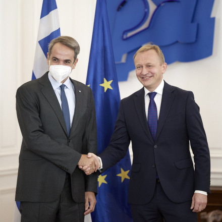 Συνάντηση Μητσοτάκη με Επίτροπο Serafin: Άμυνα και ανταγωνιστικότητα στο νέο ευρωπαϊκό προϋπολογισμό Συνάντηση Μητσοτάκη με Επίτροπο Serafin: Άμυνα και ανταγωνιστικότητα στο νέο ευρωπαϊκό προϋπολογισμό