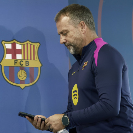 Δημοσίευμα «βόμβα»: Ο... ξενερωμένος Φλικ ετοιμάζει βαλίτσες από τη Μπαρτσελόνα στο φινάλε της σεζόν