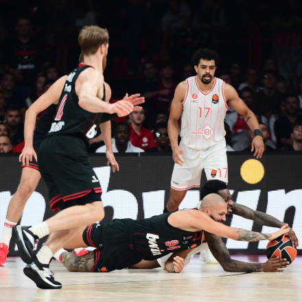 Βαθμολογία EuroLeague: Μαζί στην 4η θέση Ολυμπιακός και Παναθηναϊκός Βαθμολογία EuroLeague: Μαζί στην 4η θέση Ολυμπιακός και Παναθηναϊκός