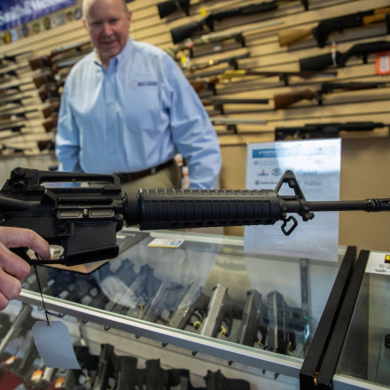 Οπλοκατοχή: Ποιο είναι το αμερικάνικο μοντέλο που θέλει στην Ελλάδα ο Άδωνις - Τι ισχύει στις ΗΠΑ