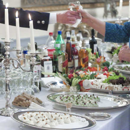 Εκδηλώσεις υπό... παρακολούθηση: Το «ηλεκτρονικό μάτι» της ΑΑΔΕ σε γαμήλιες δεξιώσεις και πάρτι