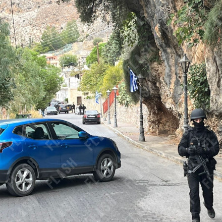 Αιματηρή βεντέτα στα Βορίζια: Δύο νεκροί, το χωριό σε πόλεμο – Καταφθάνουν δυνάμεις από Αθήνα Αιματηρή βεντέτα στα Βορίζια: Δύο νεκροί, το χωριό σε πόλεμο – Καταφθάνουν δυνάμεις από Αθήνα