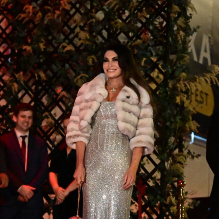 17 (!) τηλεοράσεις για την Κίμπερλι