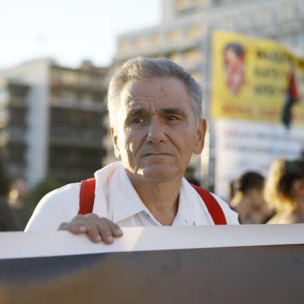 Ο Τσακαλώτος θυμήθηκε ότι ένα δημοψήφισμα απαιτεί «σαφές ερώτημα»