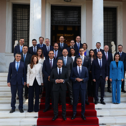 Μητσοτάκης-Χριστοδουλίδης: Ξανά στις «ράγες» το καλώδιο με νέο σχεδιασμό και προσέλκυση επενδυτών