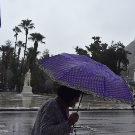 Κακοκαιρία με ισχυρές βροχές και καταιγίδες – Πού θα «χτυπήσουν» τα φαινόμενα