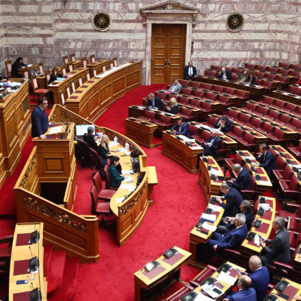 Φορολογική μεταρρύθμιση: Ψηφίσθηκε κατά πλειοψηφία το νομοσχέδιο του Υπουργείου Οικονομικών