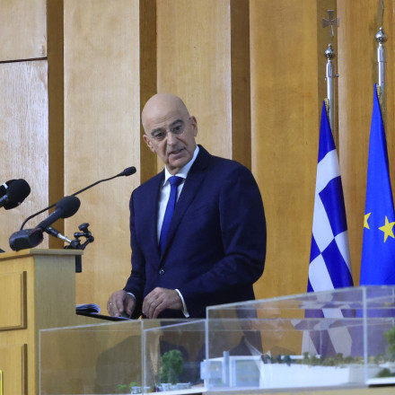 Η ακρίβεια χτυπά και το στράτευμα: Έρχεται το «καλάθι της στρατιωτικής οικογένειας»