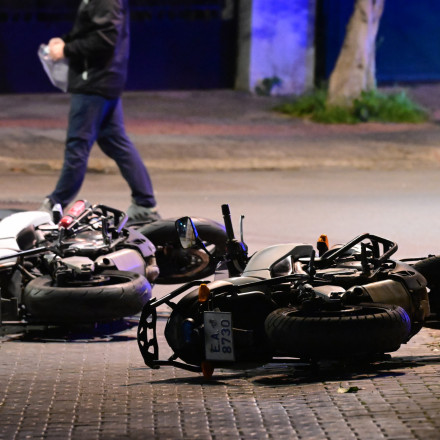 Επεισοδιακή διάρρηξη στον Άγιο Δημήτριο: Πυροβολισμοί και καταδίωξη - Τραυματίες τρεις αστυνομικοί