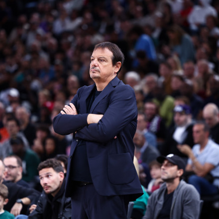 «Κεραυνός» Αταμάν για το μέλλον του: «Θα φύγω αν δε πάρουμε Euroleague ή ελληνικό πρωτάθλημα»