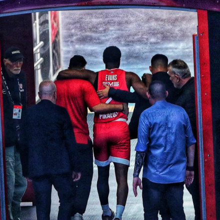 Ολυμπιακός: Το βράδυ που μας υπενθύμισε γιατί το μπάσκετ στη ζωή έρχεται απελπιστικά δεύτερο...