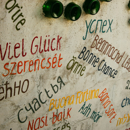 Η πολυγλωσσία δεν ενισχύει μόνο το μυαλό -  Είναι η νέα «μαγική συνταγή» για μακροζωία