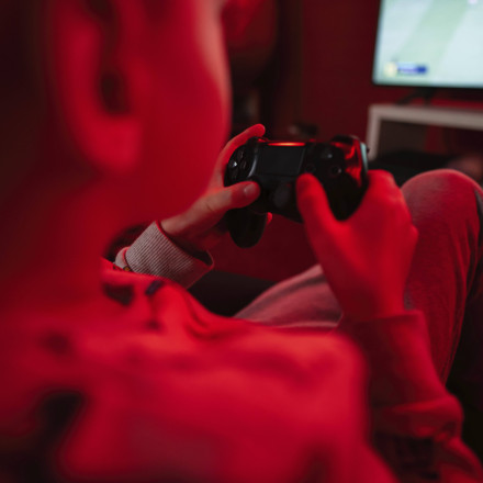 Online gaming: Η νέα «παιδική χαρά» των παιδόφιλων – Πώς παραμονεύουν στις πιο δημοφιλείς πλατφόρμες