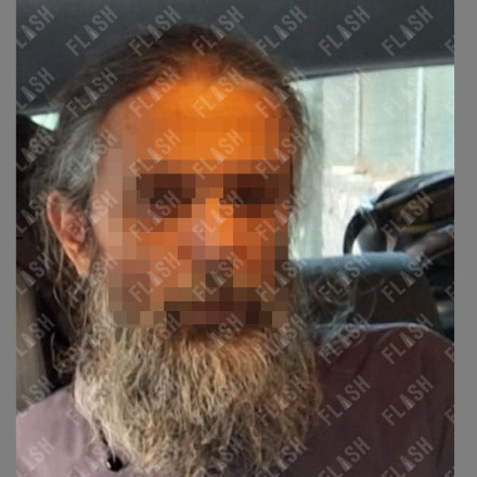 Στην Ευελπίδων ο YouTuber ιερέας - Φωτογραφία ντοκουμέντο λίγο μετά τη σύλληψη