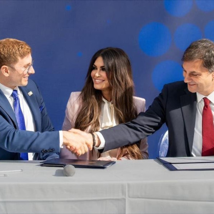 Η αμερικανική πρεσβεία για τη συμφωνία Ελλάδας - ΗΠΑ με επίκεντρο την Τεχνητή Νοημοσύνη