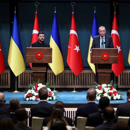 Συνάντηση Ερντογάν – Ζελένσκι στην Άγκυρα: Ρόλο ρυθμιστή επιδιώκει ο Τούρκος πρόεδρος