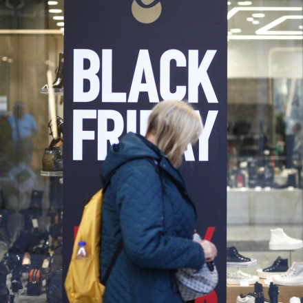 Η Black Friday αλλάζει πρόσωπο: Από τις ουρές στα καταστήματα στο πολυκαναλικό ψηφιακό οικοσύστημα