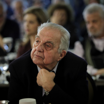 Συλλυπητήρια δήλωση του ΠΑΣΟΚ-Κινήματος Αλλαγής για την απώλεια του Αλέκου Φλαμπουράρη