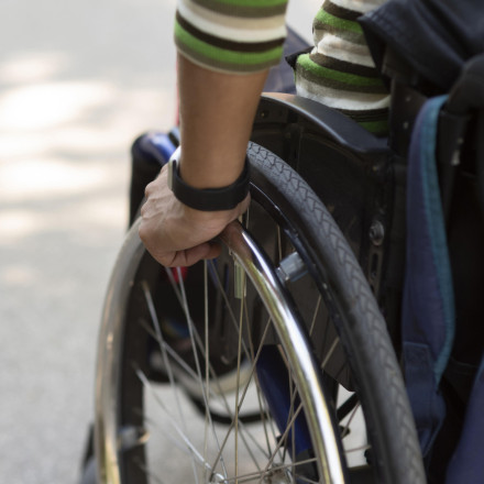 Ξεκίνησαν οι αιτήσεις για την Κάρτα Αναπηρίας: Πώς γίνεται η αίτηση και η έκδοση - Οι δωρεάν παροχές