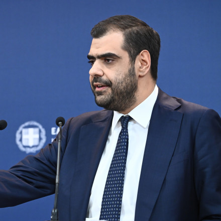 Μαρινάκης για τα αγροτικά μπλόκα: «Δεν θα επιτρέψουμε να εμποδιστεί η κυκλοφορία»