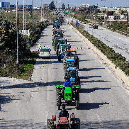 Πρέσινγκ από την αντιπολίτευση: Ζητά απαντήσεις στη Βουλή για το αγροτικό ζήτημα