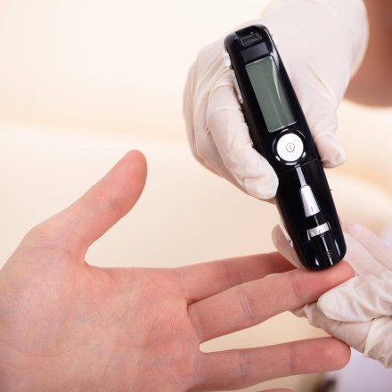 Διαβήτης και κάτω άκρα: Πώς αυξάνεται ο κίνδυνος για βλάβες και ακρωτηριασμό;