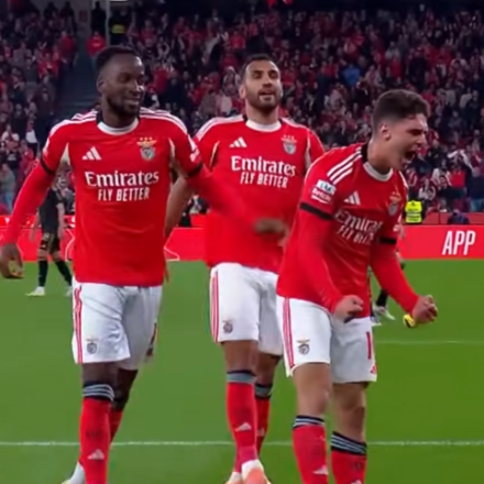 Καταπληκτική ανάρτηση με ελληνικές πινελιές από την Μπενφίκα για τον αγώνα εναντίον του Άγιαξ (pic)