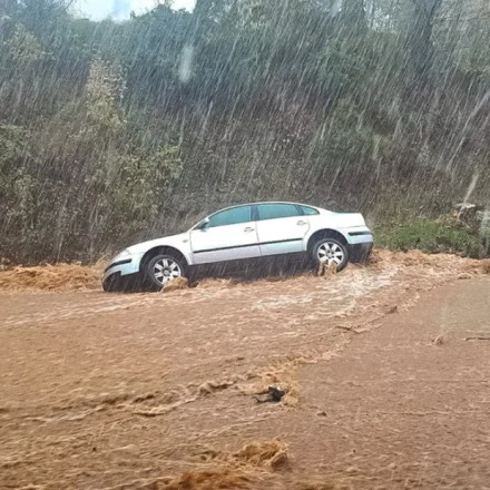 «Σφυροκοπά» το Ανατολικό Αιγαίο η ADEL - Σοβαρές πλημμύρες στη Θάσο, φούσκωσαν χείμαρροι