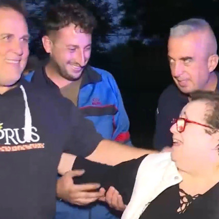 Κακοκαιρία Daniel – Τρίκαλα: Το συγκινητικό «ευχαριστώ» ηλικιωμένης στους διασώστες