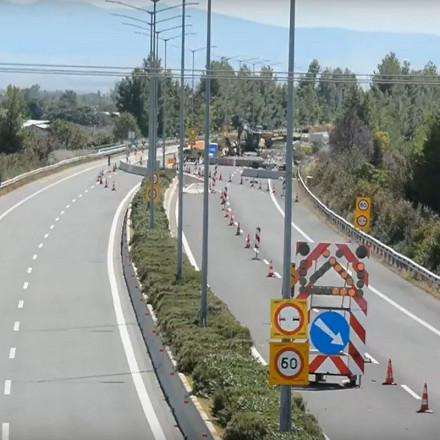 Άνοιξε η εθνική οδός Αθηνών-Θεσσαλονίκης και για τα βαρέα οχήματα
