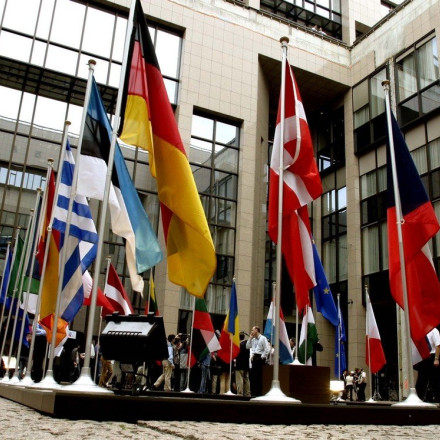 Ευρωεκλογές 2024: 15 πρόσθετες έδρες θα κατανεμηθούν σε 12 χώρες